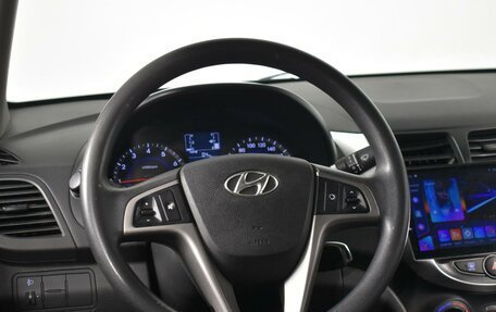 Hyundai Solaris II рестайлинг, 2015 год, 737 200 рублей, 12 фотография