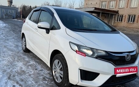 Honda Fit III, 2015 год, 900 000 рублей, 4 фотография