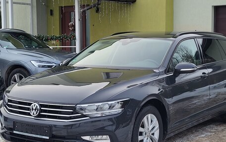 Volkswagen Passat B8 рестайлинг, 2019 год, 1 750 000 рублей, 3 фотография