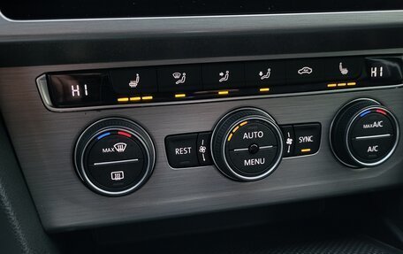 Volkswagen Passat B8 рестайлинг, 2019 год, 1 750 000 рублей, 29 фотография