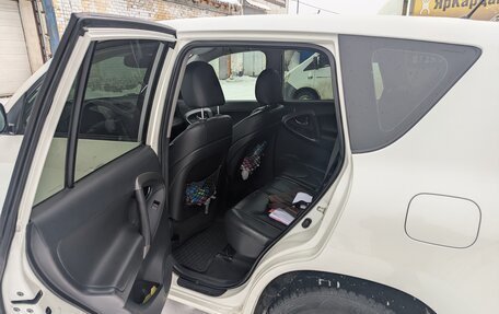 Toyota RAV4, 2011 год, 1 420 000 рублей, 5 фотография