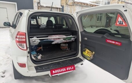 Toyota RAV4, 2011 год, 1 420 000 рублей, 6 фотография