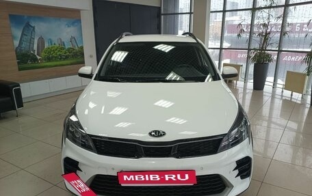 KIA Rio IV, 2021 год, 1 699 000 рублей, 2 фотография