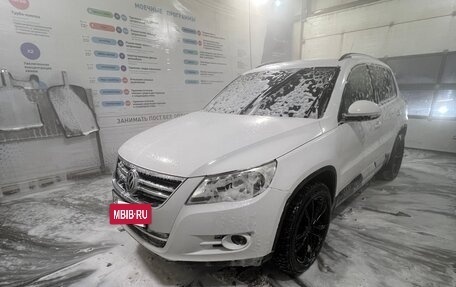 Volkswagen Tiguan I, 2009 год, 1 000 000 рублей, 5 фотография