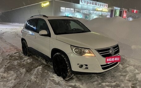 Volkswagen Tiguan I, 2009 год, 1 000 000 рублей, 4 фотография