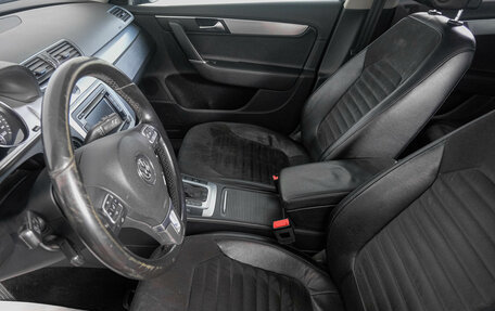 Volkswagen Passat B7, 2013 год, 999 000 рублей, 9 фотография