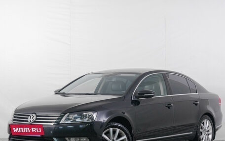 Volkswagen Passat B7, 2013 год, 999 000 рублей, 4 фотография