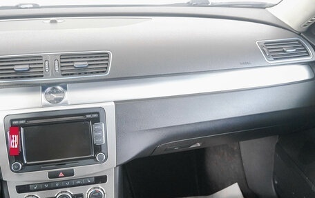 Volkswagen Passat B7, 2013 год, 999 000 рублей, 15 фотография