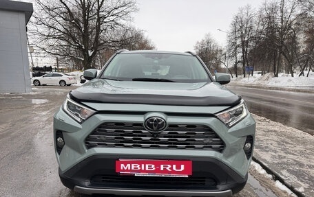 Toyota RAV4, 2020 год, 4 100 000 рублей, 4 фотография