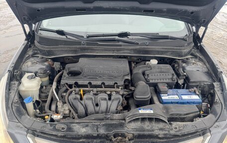 Hyundai Sonata VI, 2011 год, 900 000 рублей, 5 фотография