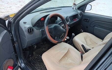 Renault Logan I, 2006 год, 160 000 рублей, 2 фотография