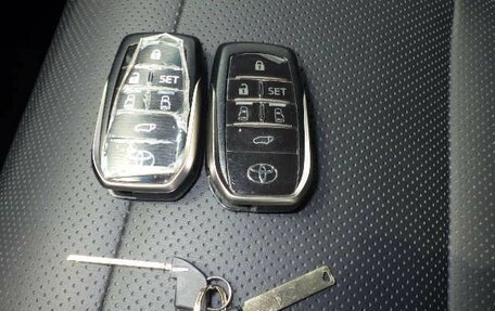 Toyota Alphard III, 2021 год, 6 500 000 рублей, 12 фотография