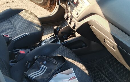 KIA Rio III рестайлинг, 2017 год, 920 000 рублей, 10 фотография