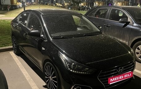 Hyundai Solaris II рестайлинг, 2018 год, 1 490 000 рублей, 9 фотография