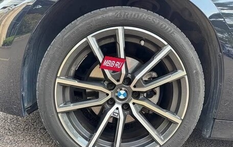 BMW 3 серия, 2023 год, 2 900 000 рублей, 13 фотография