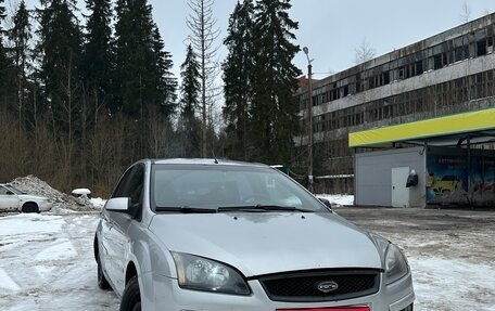 Ford Focus II рестайлинг, 2005 год, 205 000 рублей, 1 фотография