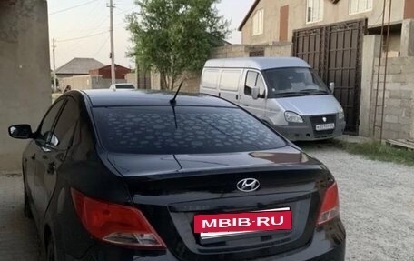 Hyundai Solaris II рестайлинг, 2014 год, 380 000 рублей, 2 фотография