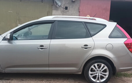 KIA cee'd I рестайлинг, 2011 год, 680 000 рублей, 15 фотография