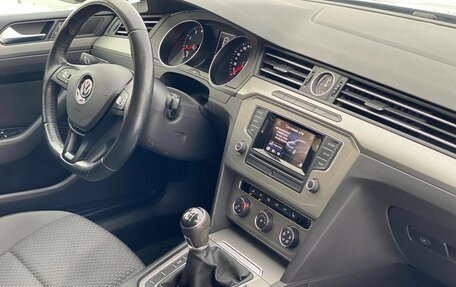 Volkswagen Passat B8 рестайлинг, 2016 год, 1 620 000 рублей, 21 фотография