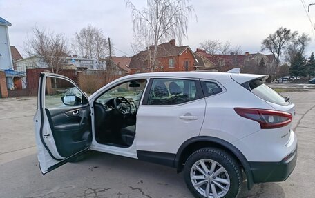 Nissan Qashqai, 2021 год, 2 650 000 рублей, 2 фотография