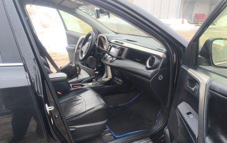 Toyota RAV4, 2015 год, 1 790 000 рублей, 11 фотография