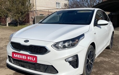 KIA cee'd III, 2018 год, 1 690 000 рублей, 2 фотография
