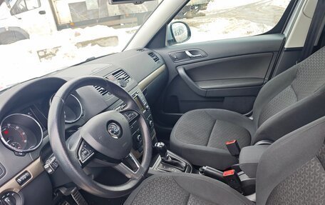 Skoda Yeti I рестайлинг, 2014 год, 1 100 000 рублей, 15 фотография