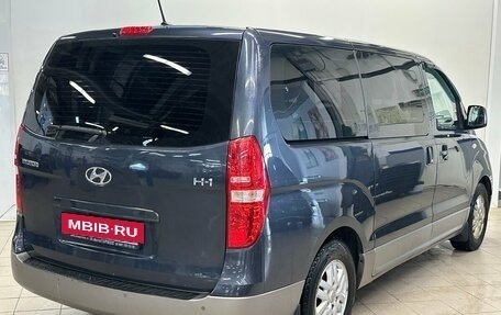 Hyundai H-1 II рестайлинг, 2015 год, 2 080 000 рублей, 4 фотография