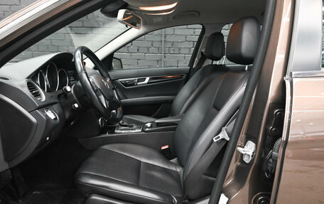 Mercedes-Benz C-Класс, 2013 год, 1 750 000 рублей, 17 фотография