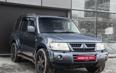 Mitsubishi Pajero III рестайлинг, 2005 год, 895 000 рублей, 3 фотография