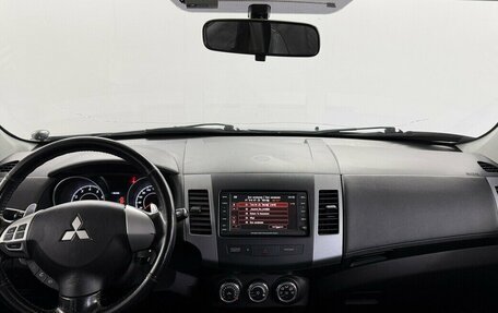 Mitsubishi Outlander III рестайлинг 3, 2011 год, 1 299 000 рублей, 5 фотография
