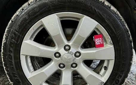 Mitsubishi Outlander III рестайлинг 3, 2011 год, 1 299 000 рублей, 17 фотография