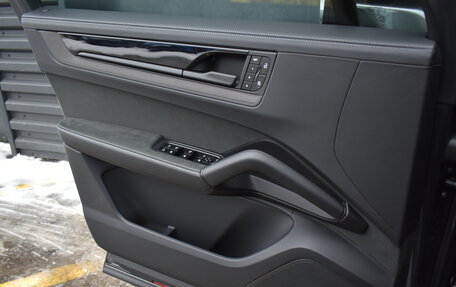 Porsche Cayenne III, 2025 год, 24 550 000 рублей, 22 фотография