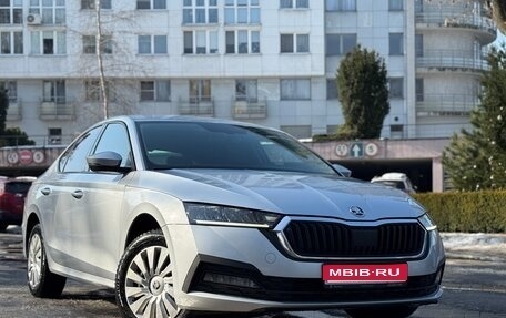 Skoda Octavia IV, 2021 год, 2 190 000 рублей, 1 фотография