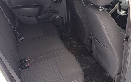 Renault Logan II, 2017 год, 777 000 рублей, 8 фотография