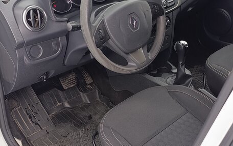 Renault Logan II, 2017 год, 777 000 рублей, 13 фотография