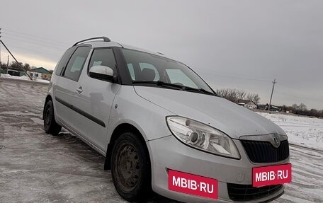 Skoda Roomster, 2011 год, 580 000 рублей, 3 фотография