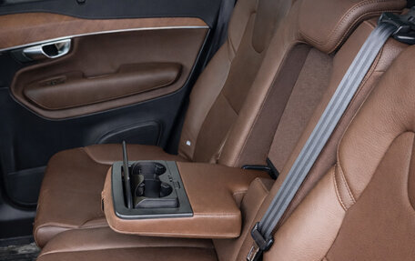 Volvo XC90 II рестайлинг, 2019 год, 4 500 000 рублей, 8 фотография