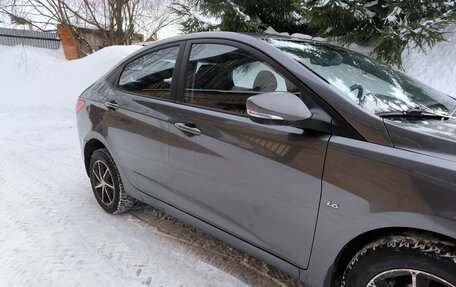 Hyundai Solaris II рестайлинг, 2012 год, 915 000 рублей, 3 фотография