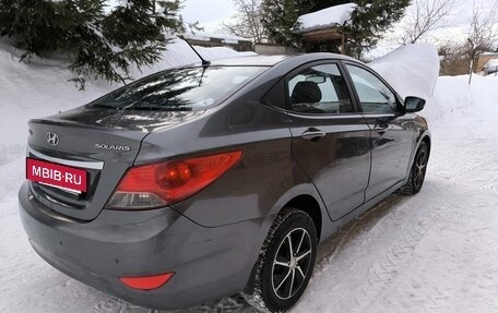 Hyundai Solaris II рестайлинг, 2012 год, 915 000 рублей, 4 фотография