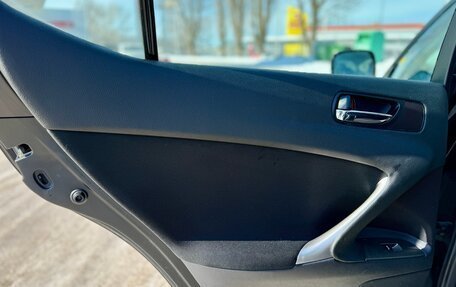 Lexus IS II рестайлинг 2, 2007 год, 1 150 000 рублей, 13 фотография