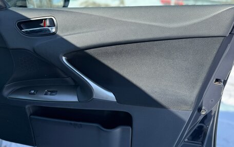 Lexus IS II рестайлинг 2, 2007 год, 1 150 000 рублей, 16 фотография