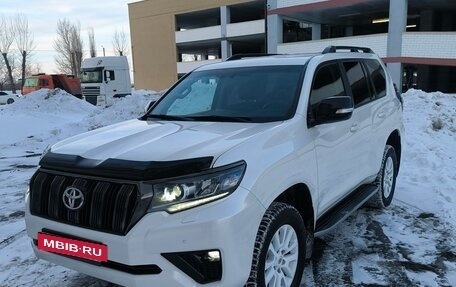 Toyota Land Cruiser Prado 150 рестайлинг 2, 2020 год, 5 100 000 рублей, 4 фотография