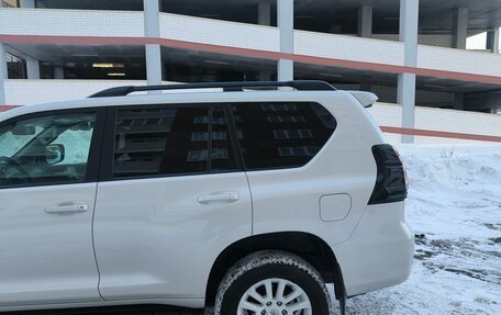 Toyota Land Cruiser Prado 150 рестайлинг 2, 2020 год, 5 100 000 рублей, 10 фотография