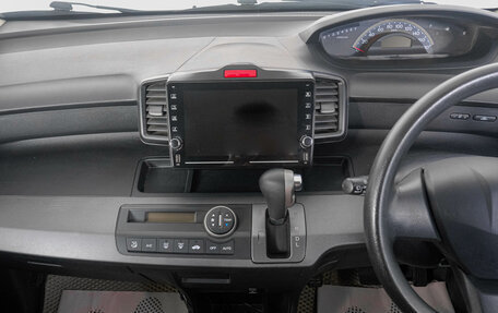 Honda Freed I, 2010 год, 1 039 000 рублей, 18 фотография