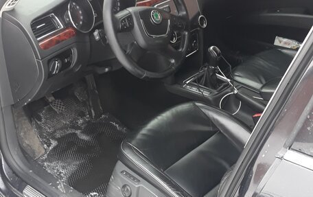 Skoda Superb III рестайлинг, 2009 год, 5 500 009 рублей, 17 фотография