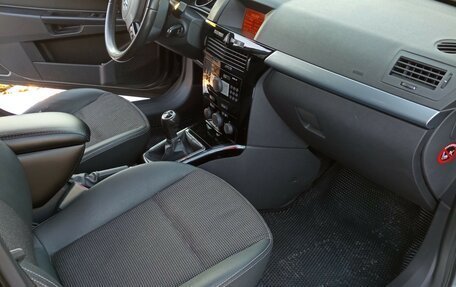 Opel Astra H, 2008 год, 620 000 рублей, 22 фотография