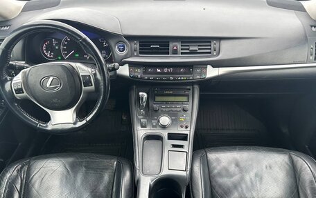 Lexus CT I рестайлинг, 2011 год, 1 035 000 рублей, 8 фотография