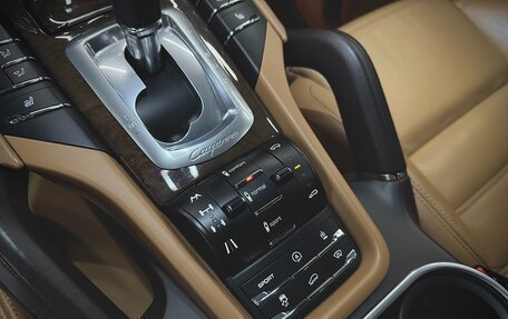 Porsche Cayenne III, 2012 год, 2 700 000 рублей, 17 фотография