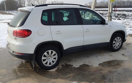 Volkswagen Tiguan I, 2016 год, 1 750 000 рублей, 2 фотография